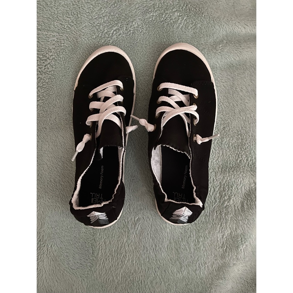 Black comfy Slide on shoes
